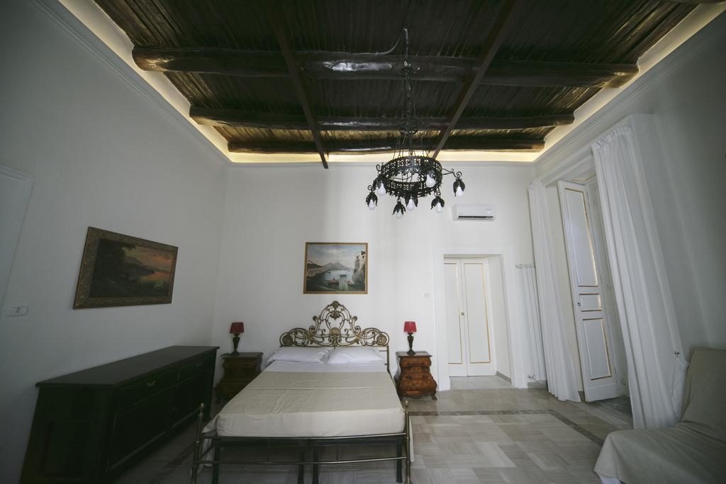 Area Angioina Suites Neapel Exterior foto